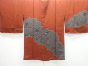 未使用品　絞り逆雲取りに草花模様絵羽道行コート